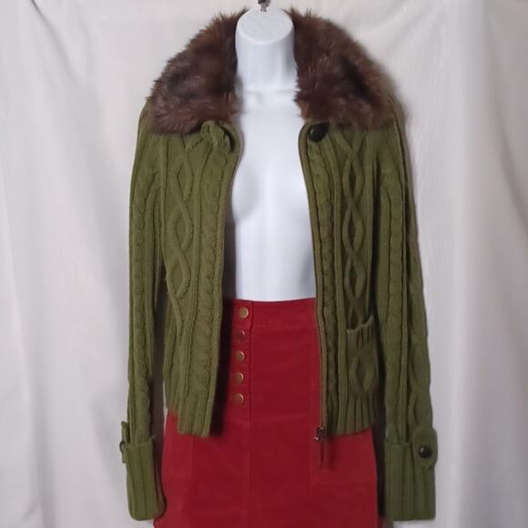 BCBGMAXAZRIA Green Wool Blend Cable Knit Sweater. Size S - Picture 3 of 15